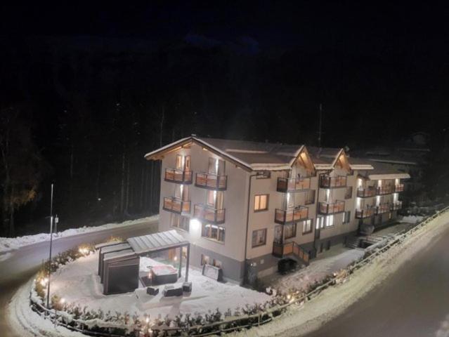 Hotel Fantelli Фольгарида Экстерьер фото