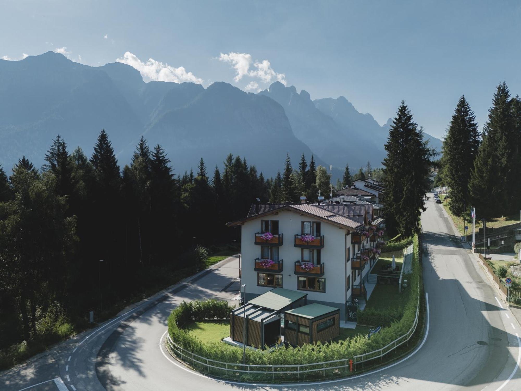 Hotel Fantelli Фольгарида Экстерьер фото